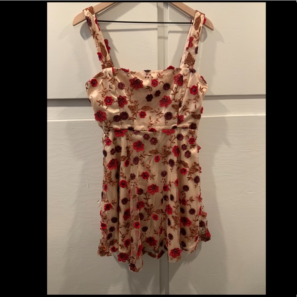 Lulus red/cream dress